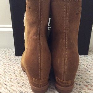 sorel tan wedge boots